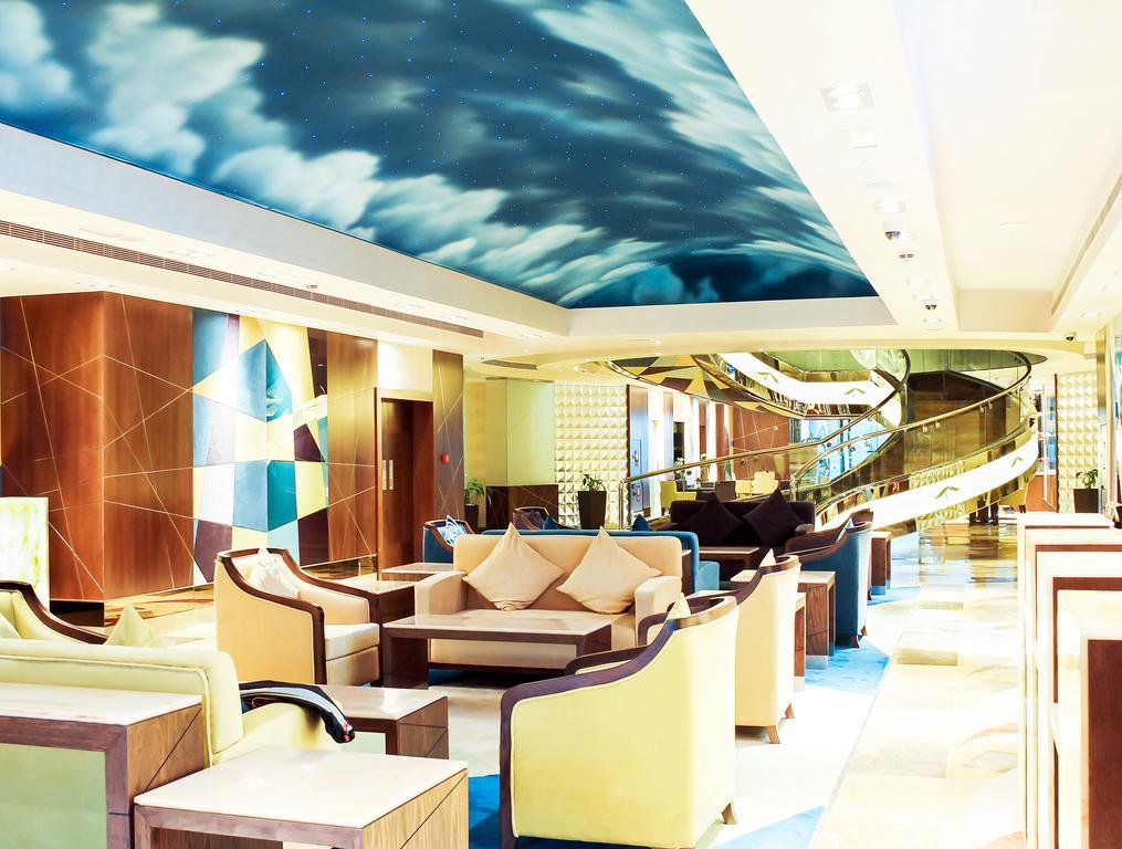 Halo Hotel Dubai Exterior photo