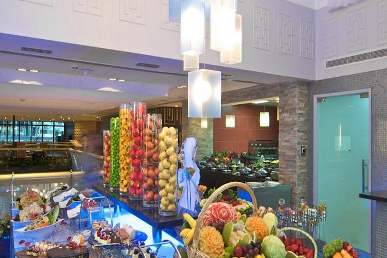 Halo Hotel Dubai Exterior photo